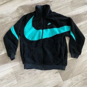 Big Swoosh Reversible Boa Fleece Jacket